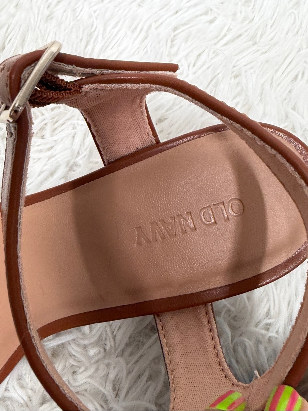 Old Navy Cognac Block Heel Sandals with Buckle Strap Size 7.5 Faux Leather - Picture 3 of 6
